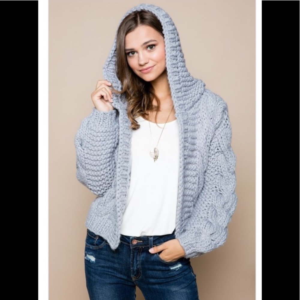 🚨BUY 2 GET 1 FREE!🚨Gray Handmade Chunky Cardigan - Picture 7 of 8